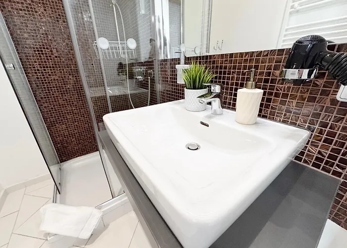 2 Bedroom Apartments, Near Belvedere, Equipped Kitchen, No Elevator 4th Floor